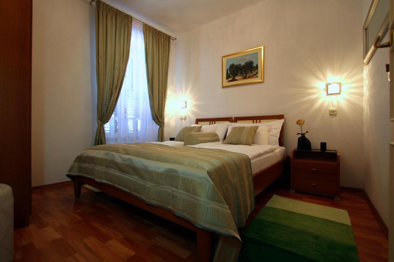 Apartments Amore Bol Ruang foto